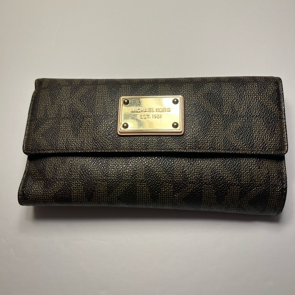 Michael Kors Brown Signature Continental Zip Wallet Long Multiple Compartments - Picture 3 of 12